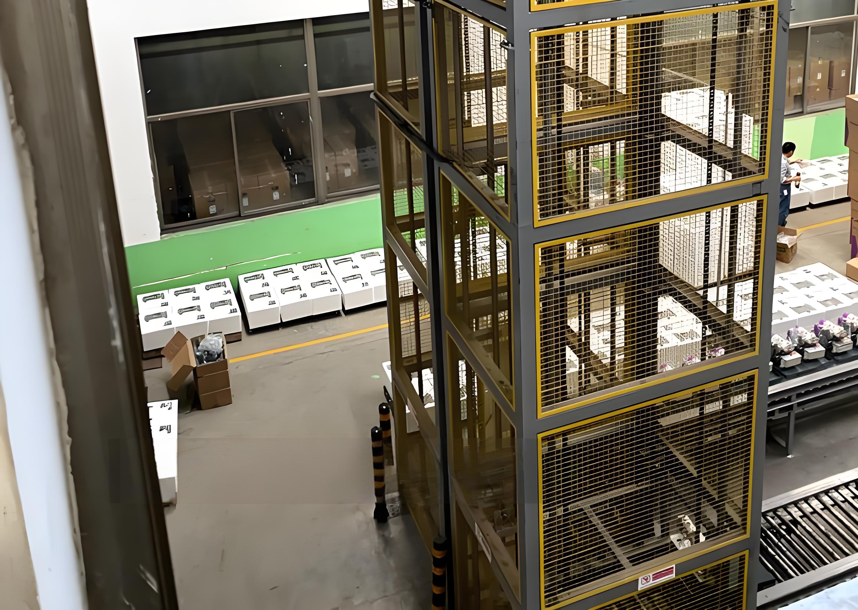 up and down lifting conveyor yukarı ve aşağı kaldırma konveyörü