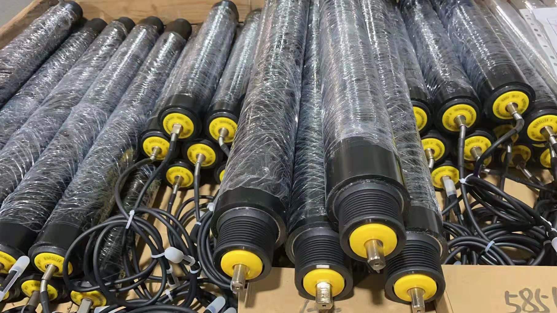 PU kaplamalı poli-V kasnağı doğrudan akım &ccedil;elik motorlu silindir