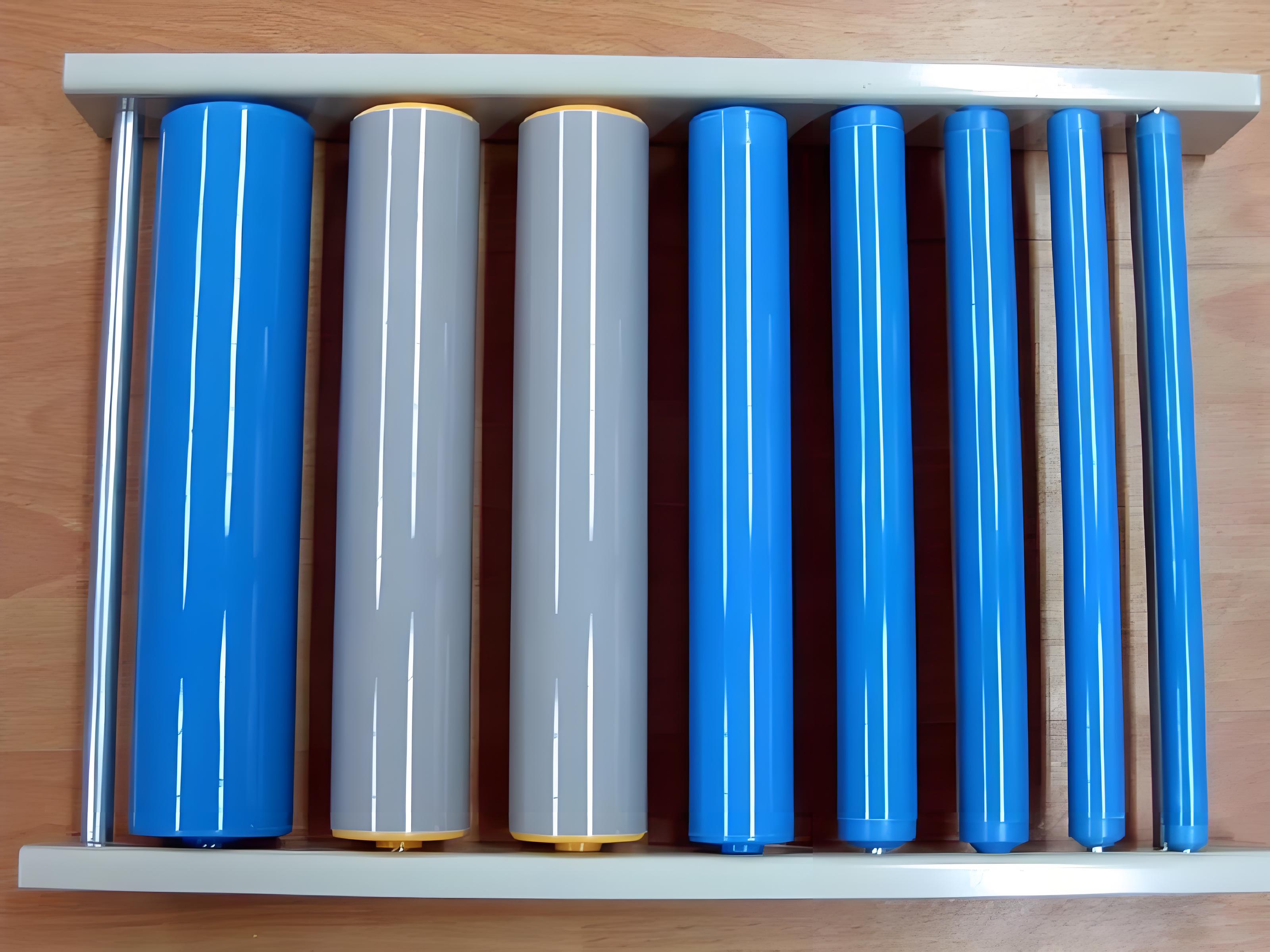 PVC rulonun &ccedil;eşitli &ccedil;apları